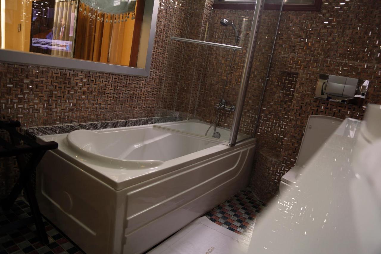 Hotel Amaritsah Brazzaville Zewnętrze zdjęcie