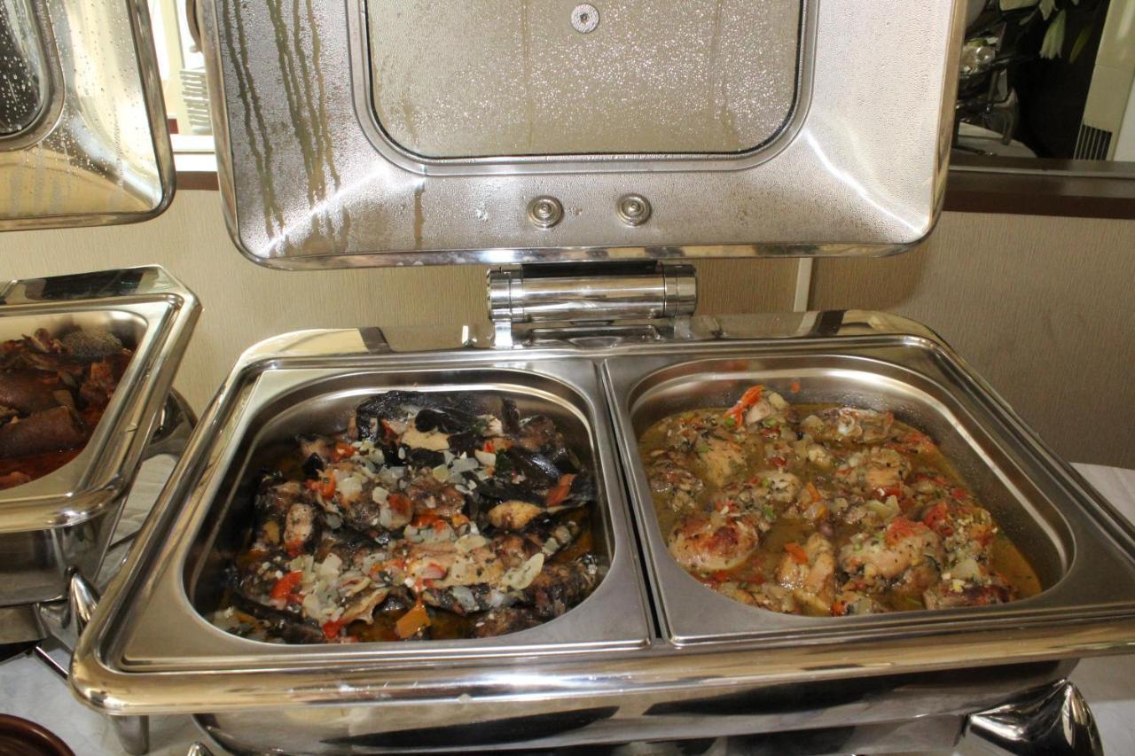 Hotel Amaritsah Brazzaville Zewnętrze zdjęcie