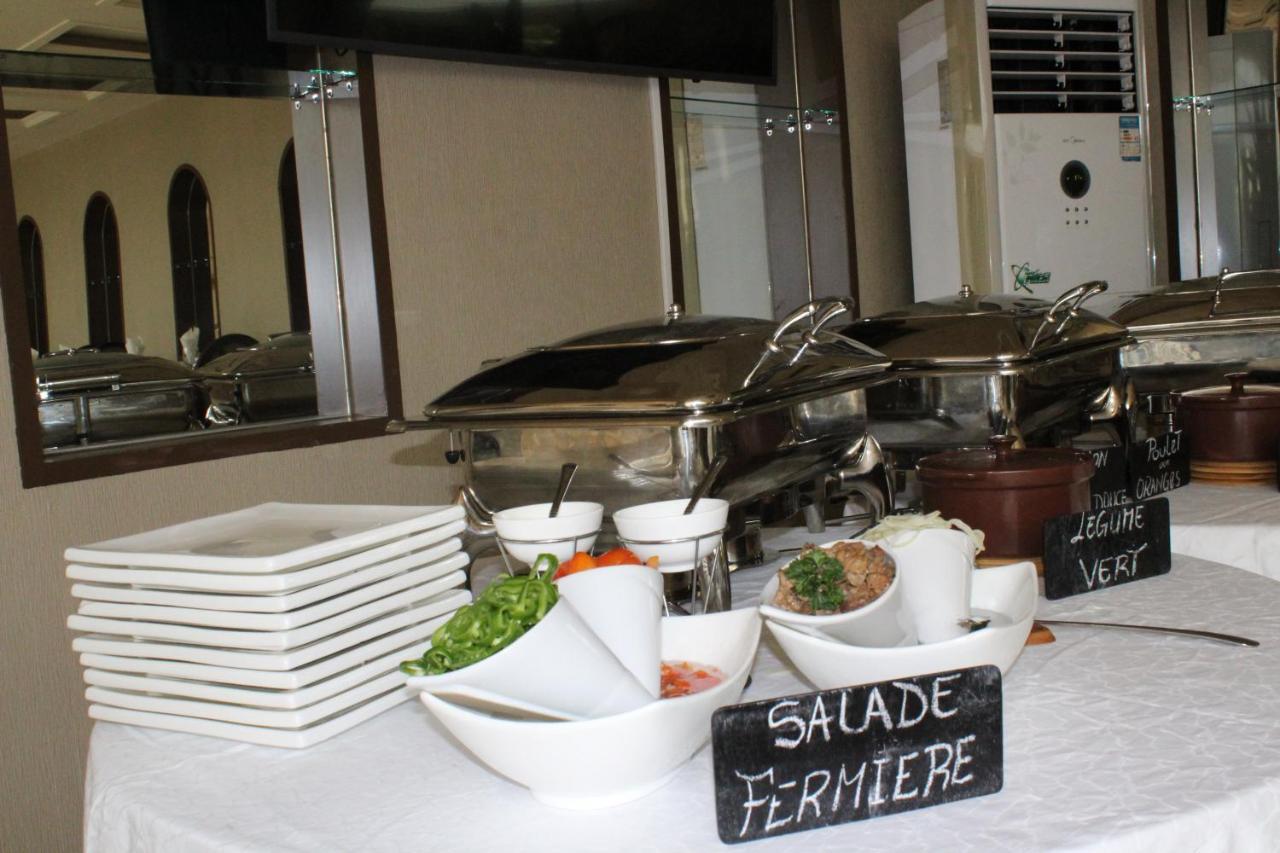 Hotel Amaritsah Brazzaville Zewnętrze zdjęcie