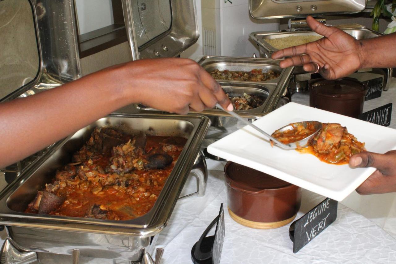 Hotel Amaritsah Brazzaville Zewnętrze zdjęcie
