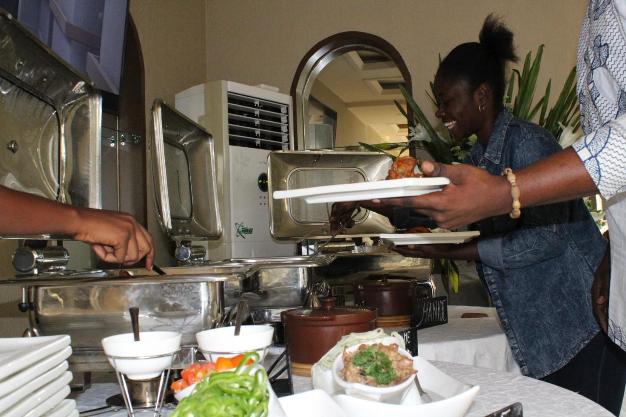 Hotel Amaritsah Brazzaville Zewnętrze zdjęcie